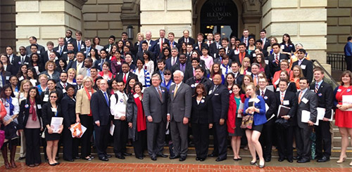 Alumni, students, staff and friends at the capitol in Springfield speak out in support of the University of Illinois for <a href="http://illinoisconnection.org/" target="_blank">Illinois Connection's </a> 5th annual Lobby Day.